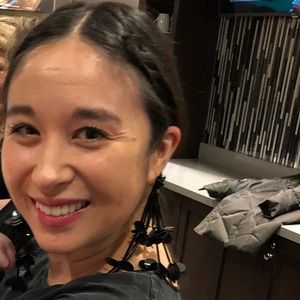 Meet your Posher, Claire